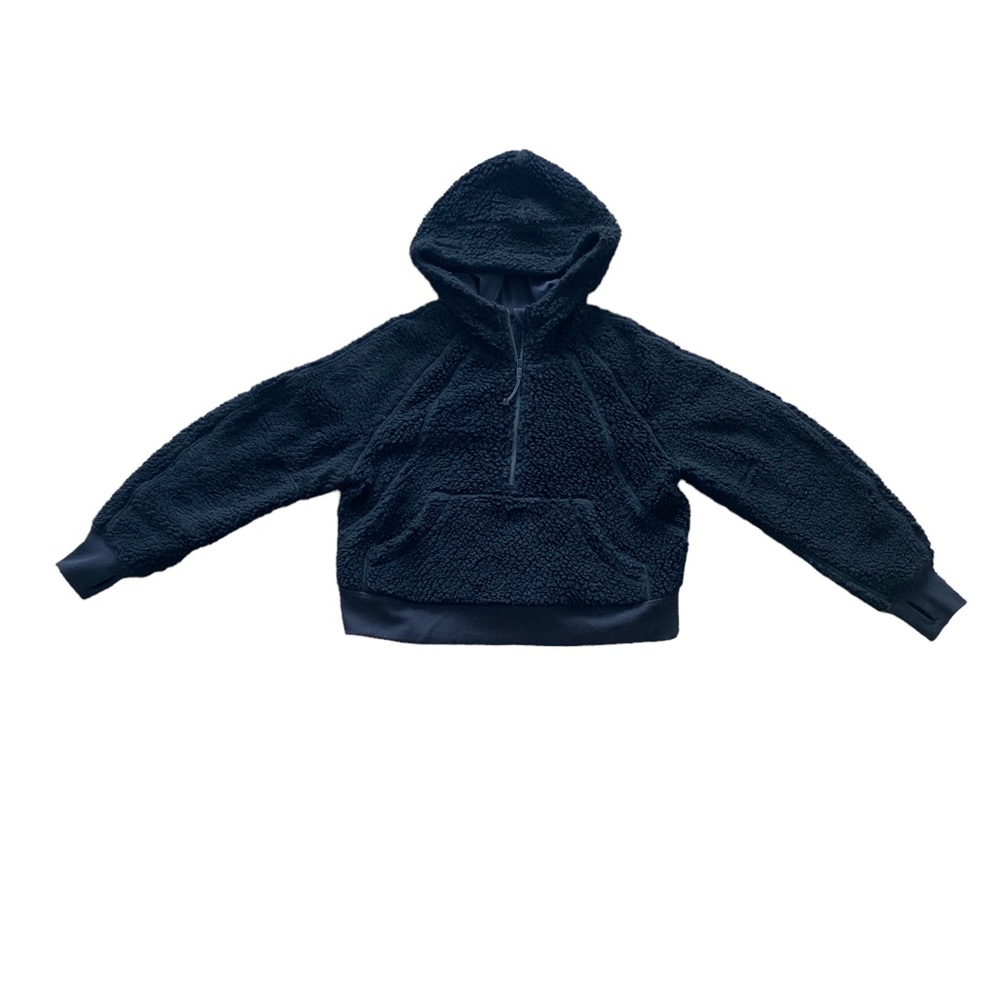 Size S/XS cropped black Sherpa Lululemon hoodie
